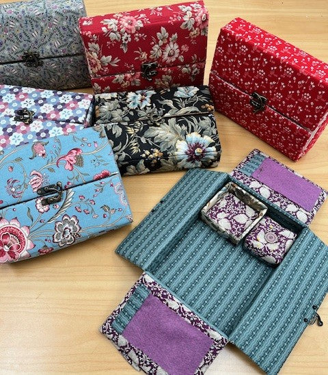 Travelling Folding Workbox