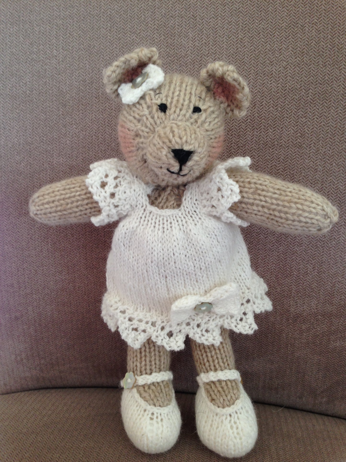 Cameron James: Lacey Bear