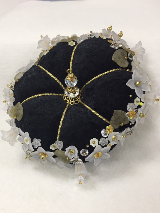 Violet - a flower pincushion